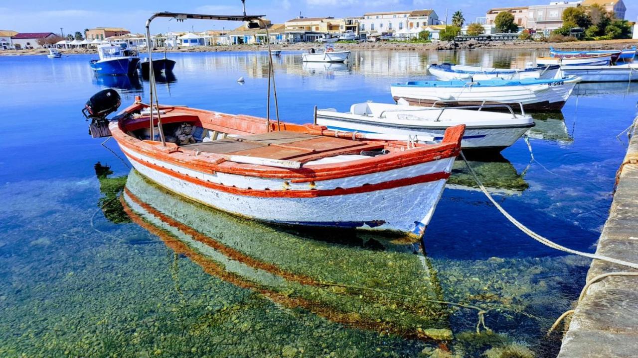 Amareilmare2 Apartment Marzamemi Luaran gambar