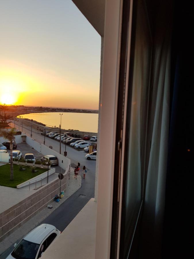 Amareilmare2 Apartment Marzamemi Luaran gambar
